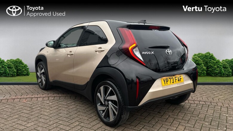 Toyota Aygo X 1.0 VVT-i Edge 5dr Petrol Hatchback